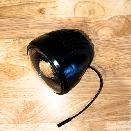 LED Replacement Headlight (Paree/Roam)
